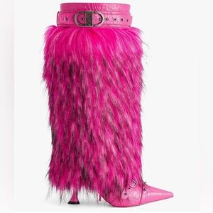 Brand new! JW PEI Nico Faux Fur Studded Boot (fur removable)